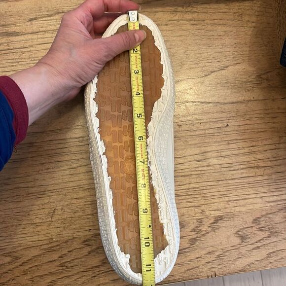 BACKYARD FOOTWEAR WHITE SNEAKERS.  NEW IN BOX - Picture 9 of 9